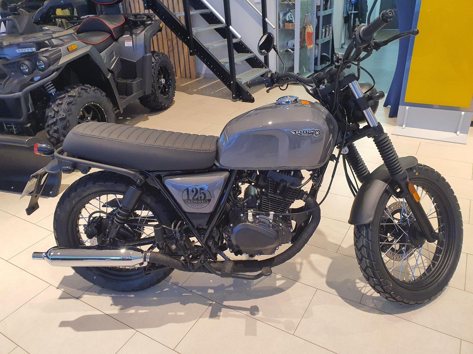 BX Cromwell 125 3