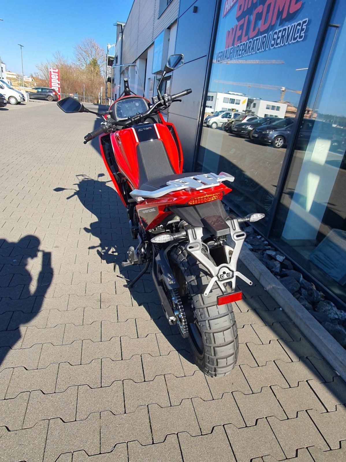 X-Cape 649 Gold Edition 3