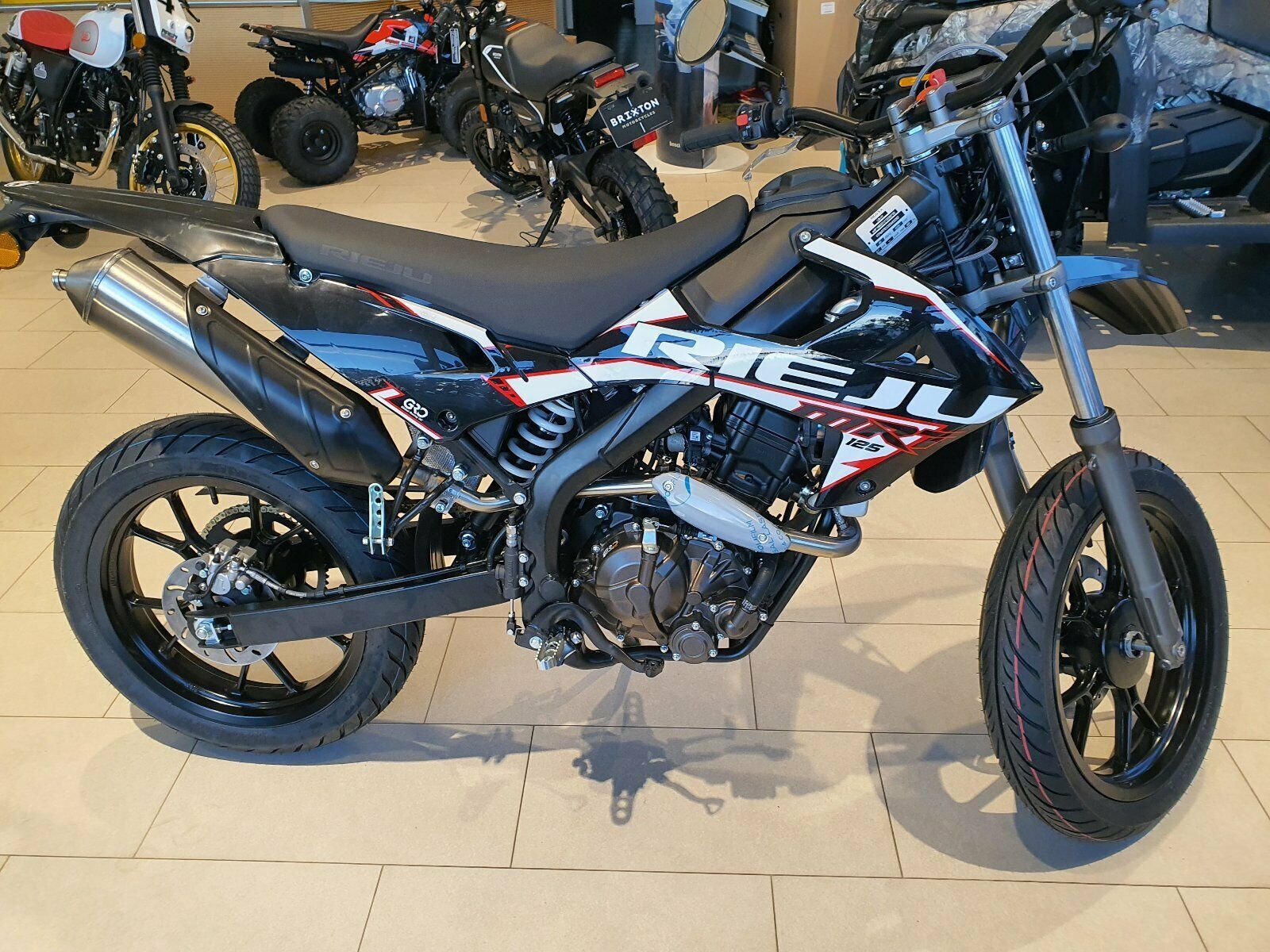 Rieju MRT 125i Supermoto 5
